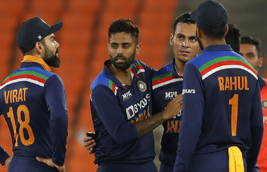 तीन ODI मैचों के लिए इंग्लैंड के खिलाफ भारत की टीम ऐलान, इन्हें मिला  मौका