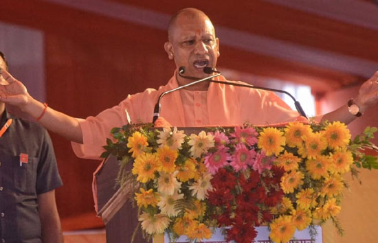 अपराधियों के सामने नाक रगड़ने  वाले धर्माचार्यों को माफिया बोलते हैं, अखिलेश यादव के बयान पर CM योगी का पलटवार 