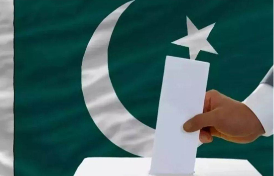 सुरक्षा चिंताओं को देखते हुए पाकिस्तान में अगले महीने होने वाले चुनाव टल सकते हैं!