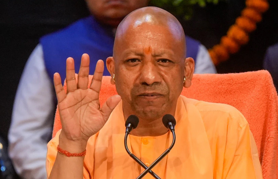 आंधी-बारिश की संभावना के बीच यूपी में अलर्ट, अधिकारियों को सीएम योगी का सख्त निर्देश