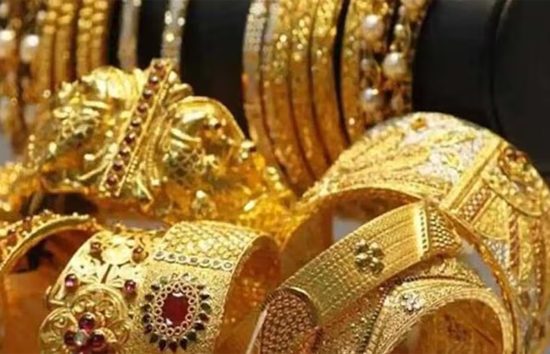 नहीं कम होंगी सोने-चांदी की कीमतें, 2025 में करीब इतने लाख तक महंगा होगा गोल्ड-सिल्वर
