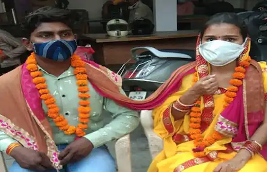 लखनऊ : कोतवाली में प्रेमी जोड़े ने लिए सात फेरे, महिला थाना प्रभारी ने की दुल्हन की विदाई
