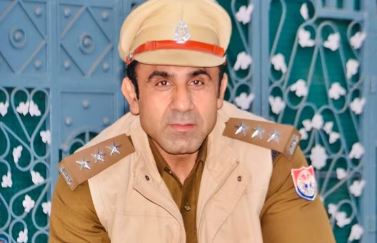 इंटरव्यू नहीं देने पर यूट्यूबर ने सीओ को हड़काया, धमकी दी, कहा-CM से फोन कराऊं क्या