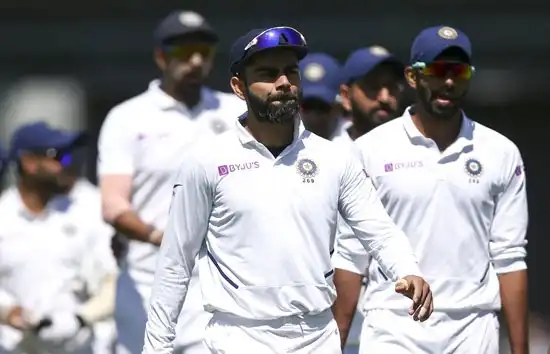 IND VS ENG : इंग्लैंड दौरे पर भारत की टीम, मैच से पहले तीन खिलाड़ी हुए चोटिल 