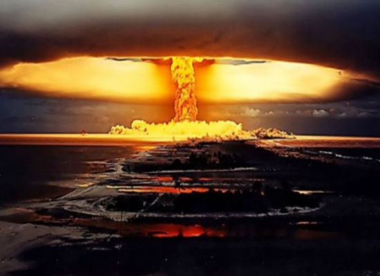 अपने ही परमाणु बम से तबाह होने वाला था अमेरिका