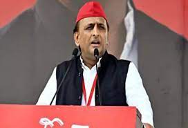 अखिलेश यादव के त्यागपत्र देने के बाद से खाली है पद,सरोज हो सकते हैं विधानसभा में नेता प्रतिपक्ष