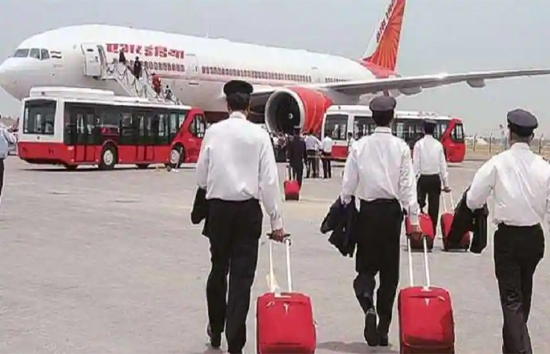 1 सितम्बर से एयर इंडिया के कर्मचारियों को मिलेगी पूरी सैलरी, कोरोना महामारी की वजह से की जा रही थी कटौती 