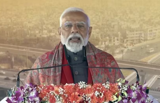 प्रधानमंत्री मोदी ने बुलंदशहर से फूंका चुनावी बिगुल, इशारों में दिए जीत संकेत 