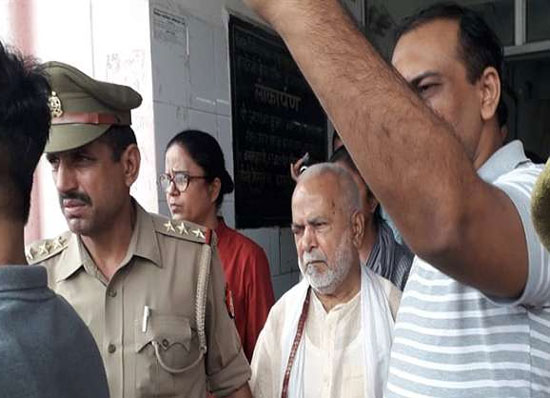 यौन शोषण के आरोप में पूर्व केंद्रीय मंत्री चिन्मयानंद गिरफ्तार