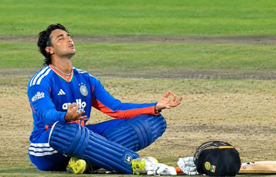 IND vs AFG: दिल्ली में अभिषेक शर्मा का बवंडर, 30 गेंदों में ठोका रिकॉर्ड शतक; रोहित शर्मा का रिकॉर्ड ध्वस्त