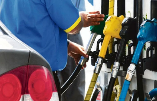 Petrol-Diesel Price Today : आज फिर सस्ता हुआ पेट्रोल-डीजल, इन शहरों बदल गई कीमतें 