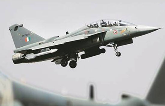 लद्दाख बॉर्डर पर दिखा चीनी हेलीकॉप्टर , भारत ने उतारे लड़ाकू विमान 