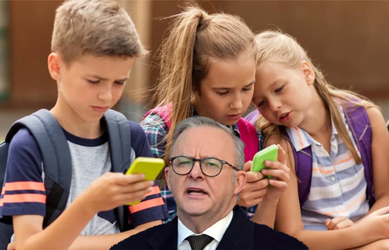 ऑस्ट्रेलिया में बच्चों के सोशल मीडिया अकाउंट बंद, प्रधानमंत्री एंथनी बोले-बदलाव जरूरी था ऑस्ट्रेलिया में बच्चों के सोशल मीडिया अकाउंट बंद, प्रधानमंत्री एंथनी बोले-बदलाव जरूरी था