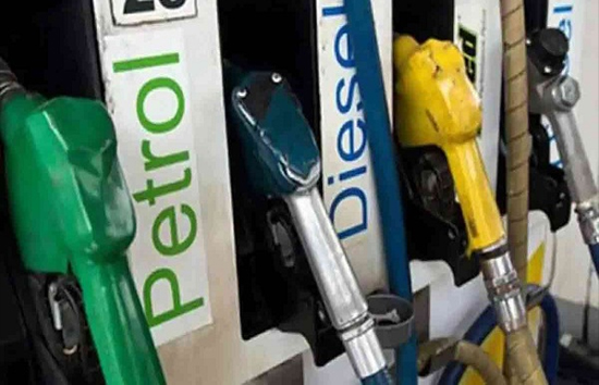 Petrol Price Today : पेट्रोल-डीजल के दाम स्थिर, लगातार दो महीने से कोई बदलाव नहीं 