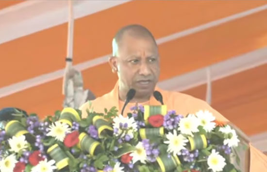 आधी आबादी को सम्मान सशक्तिकरण से ही समाज देश का उत्थान हो सकता है : मुख्यमंत्री योगी 