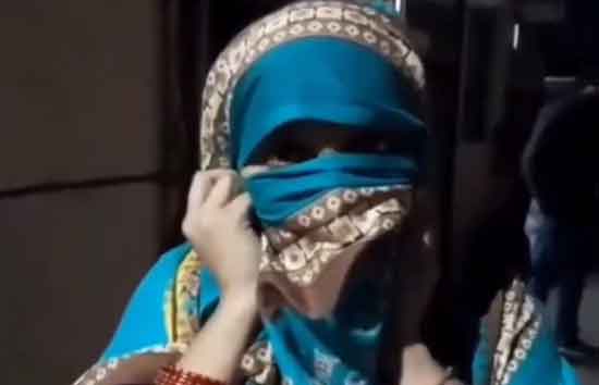 सेक्स के दौरान पति नहीं कर पाते संतुष्ट, शादी एक महीने बाद पत्नी ने मांगा तलाक 
