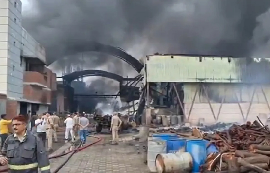 यूपी में आंधी और तेज बारिश से जले 100 घर, 20 लोगों की गई जान, जानें किस जिले में हुआ ज्यादा नुकसान 