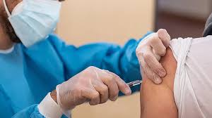 Covid vaccination in India: शुरू हुआ वैक्सीनेशन, क्या हो सकते हैं साइड इफेक्ट?