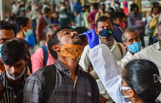 कोरोना के नए वेरिएंट JN.1 के भारत में बढ़ रहे केस, जाने कैसे करें बचाव !