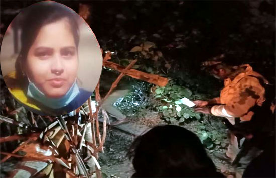 लखनऊ  : युवती ने सड़क किनारे पेट्रोल डालकर खुद को लगाई आग, इलाज के दौरान मौत