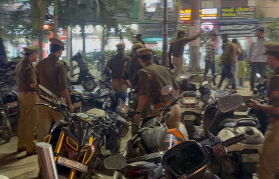 दिल्ली ब्लास्ट के बाद मुंबई, उत्तर प्रदेश, हरियाणा समेत कई राज्यों में अलर्ट, RSS हेडक्वार्टर की बढ़ाई गई सुरक्षा 