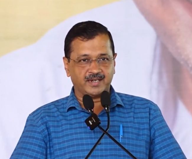 दिल्ली के मुख्यमंत्री अरविंद केजरीवाल ने जगदलपुर में एक जनसभा को संबोधित करते हुए किया ये बड़ा ऐलान 