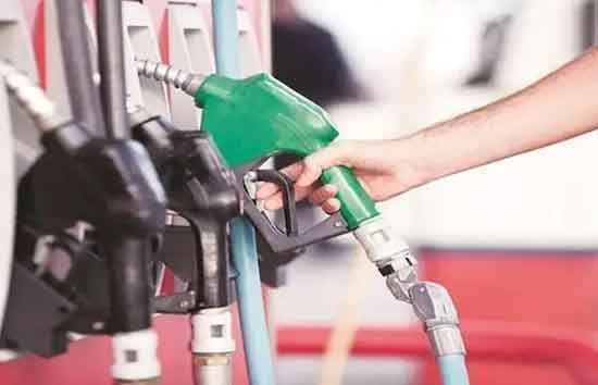 अमेरिका और ईरान युद्ध से रोजाना ₹1700Cr का घाटा,संकट में तेल कंपनियां