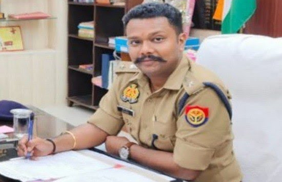 यूपी : आईपीएस पर लगा अवैध संबंध का आरोप, पत्नी की शिकायत पर जांच में आरोप तय, सस्पेंड  