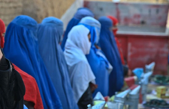 तालिबान ने स्कूल में पढ़ने वाली 80 लड़कियों को दिया जहर, थम नहीं रहे महिलाओं पर अत्याचार के मामले 