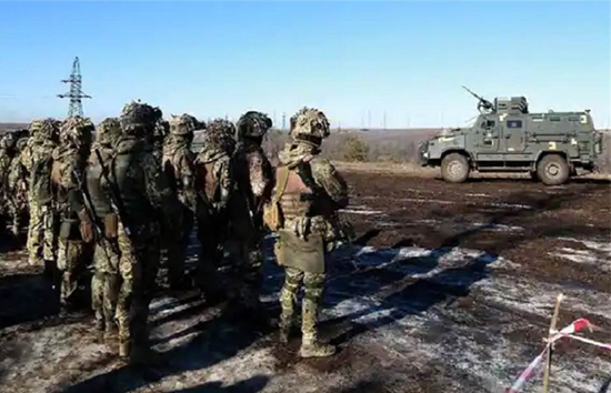अब खेरसान में आमने-सामने हो सकती है यूक्रेन और रूसी सैनिकों में जंग