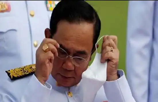 थाईलैंड के PM को मास्क न पहनना पड़ा भारी, लग गया जुर्माना