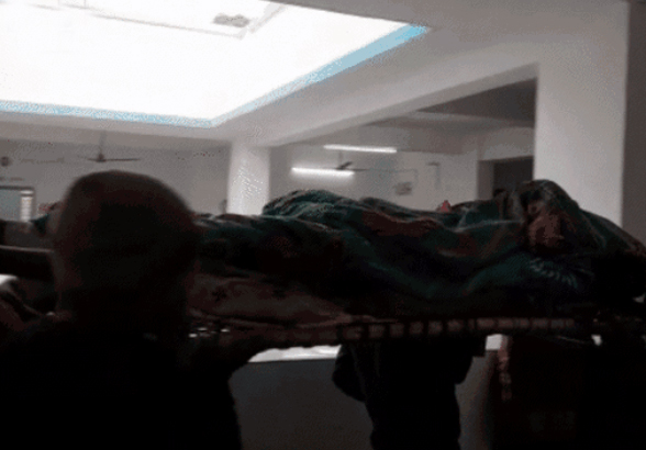 बिहार में जहरीली शराब पीने से 17 लोगों की मौत, प्रशासन कर रहा साफ इंकार 