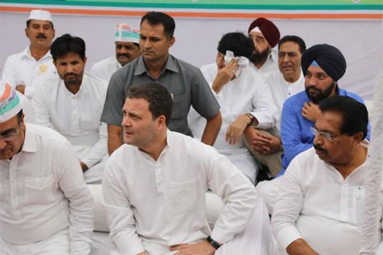 कांग्रेस का CAA के खिलाफ राजघाट पर धरना आज, राहुल की युवाओं से अपील, 'विरोध में दें साथ'