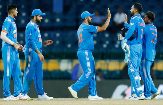 एशिया कप : भारत की पाकिस्तान पर बड़ी जीत, विराट और राहुल ने जड़ा शतक