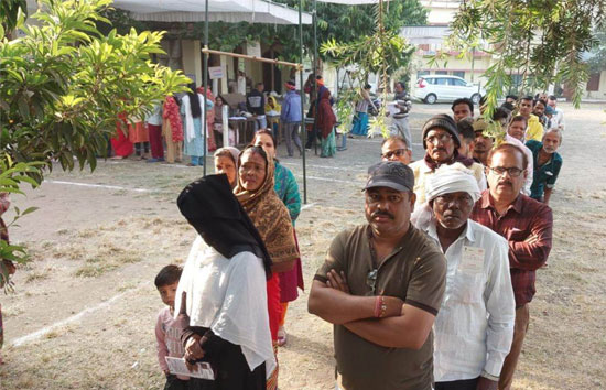 मध्य प्रदेश में 76.22 प्रतिशत तो छत्तीसगढ़ में 72.70 प्रतिशत हुआ मतदान, 3 दिसंबर को आएंगे नतीजे 