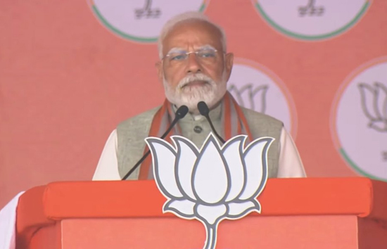 यमुना के पानी में जहर मिलाया गया वाले बयान पर पीएम मोदी ने केजरीवाल पर बोला हमला, कहा-11 साल से मैं भी वही पीता हूं