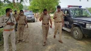 कानपुर: दारोगा विनय तिवारी गिरफ्तार, विकास दुबे की मुखबिरी करने का आरोप