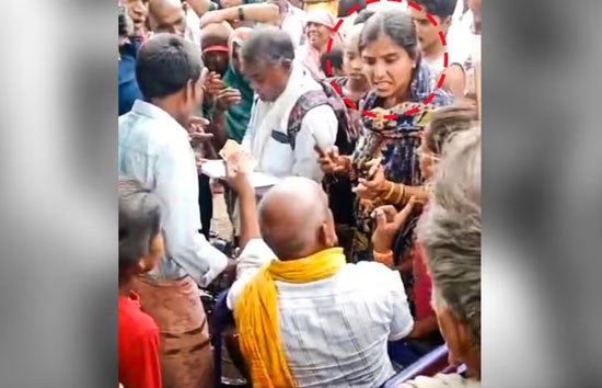 बारिश पीड़ितों से रिपोर्ट के नाम पर वसूली, SDM के एक्शन के बाद लेखपाल निलंबित, पैसे कराए वापस
