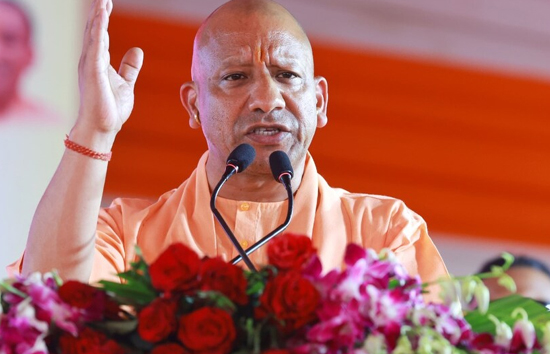 कासगंज में बोले CM योगी, कहा- दुनियाभर में जान बख्श दो की गुहार लगा रहा पाकिस्तान