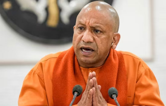 यूपी पुलिस भर्ती पेपर लीक मामला : बोर्ड की अध्यक्ष रेणुका मिश्रा की छुट्टी, राजीव कृष्ण संभालेंगे जिम्मेदारी 