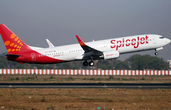 स्पाइसजेट को मिली बड़ी राहत, डीजीसीए ने हटाई निगरानी व्यवस्था