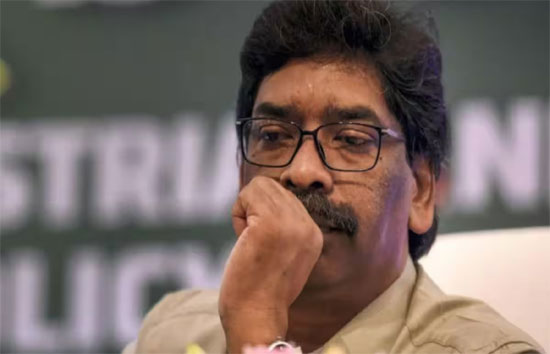 हेमंत सोरेन को ढूंढ रही ED, उधर रांची की सड़कों पर जुटने लगे JMM कार्यकर्ता 