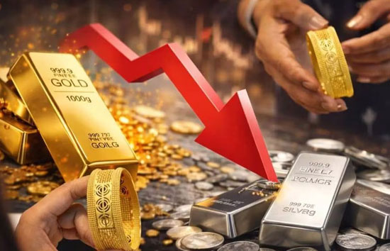 Gold Price Crash:  सोने-चांदी के दामों में बड़ी गिरावट! ₹2000 तक टूटे दाम, जानें दिल्ली-कानपुर समेत अपने शहर का नया रेट