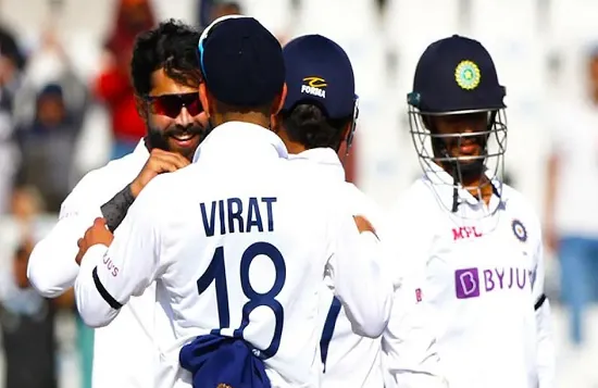 भारतीय टीम ने पहली पारी में जडेजा की नाबाद 175 रन की पारी के दम पर बनाए 574 रन